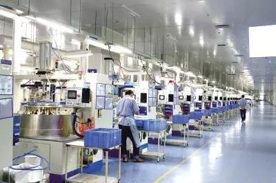 藍思科技加碼3D玻璃，目標年收入增長60億，趨勢資產管理助力